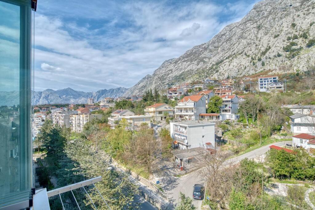 Cozy Nest Apartment- Central And Seaboard With Elevator Kotor Kültér fotó
