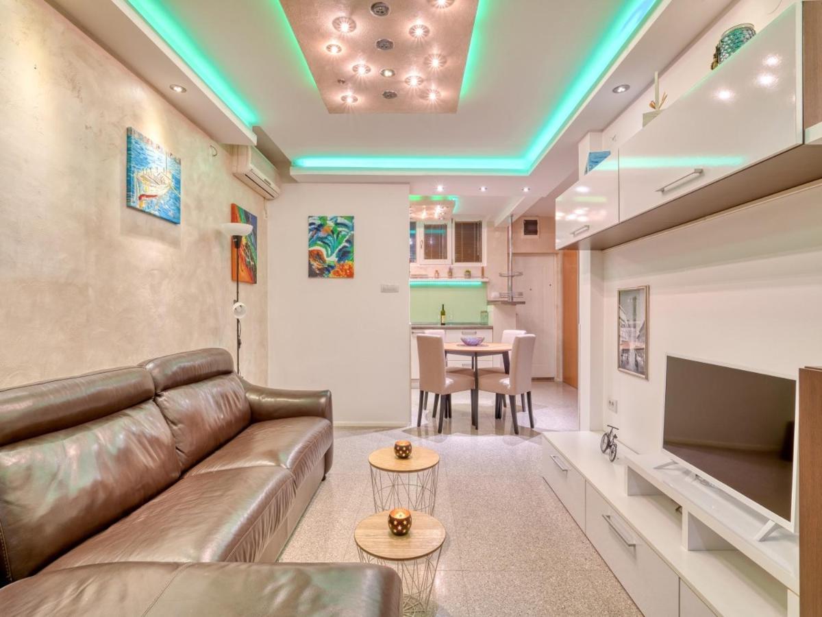 Cozy Nest Apartment- Central And Seaboard With Elevator Kotor Kültér fotó