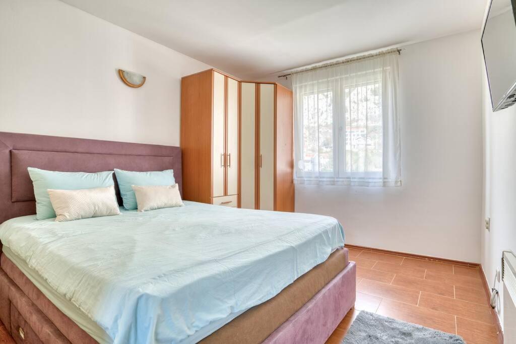 Cozy Nest Apartment- Central And Seaboard With Elevator Kotor Kültér fotó