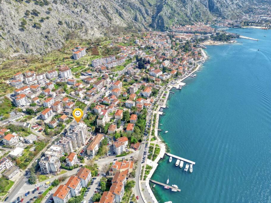 Cozy Nest Apartment- Central And Seaboard With Elevator Kotor Kültér fotó